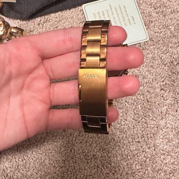 Fossil Watch - Picture 2 of 4